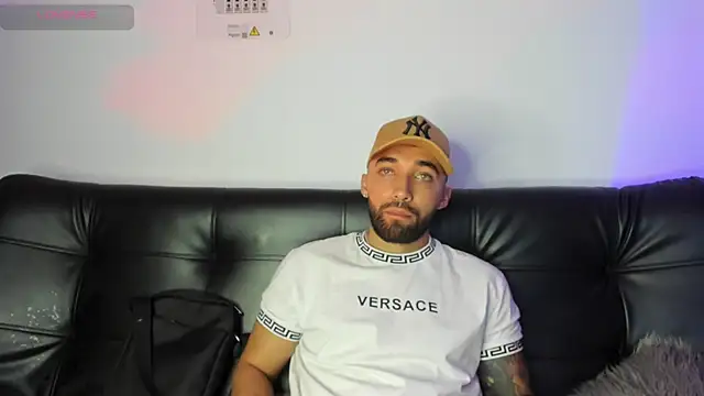 Sweet and caramel online show from 02/07/25, 10:19