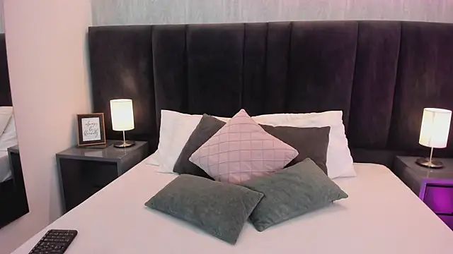 Freyaa   online show from 09/29/25, 09:20