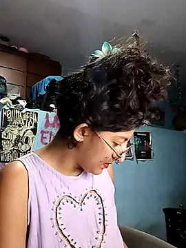 LoveElectra online show from 10/07/25, 10:55