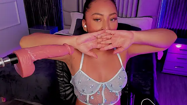 Lillyortiz online show from 03/02/25, 12:20