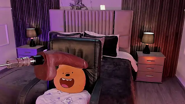 Lillyortiz online show from 06/12/26, 08:06