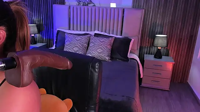 Lillyortiz online show from 06/13/26, 08:07