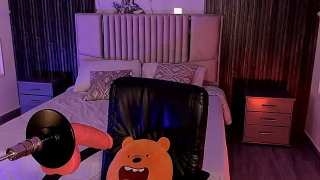 Lillyortiz online show from 02/04/26, 12:22