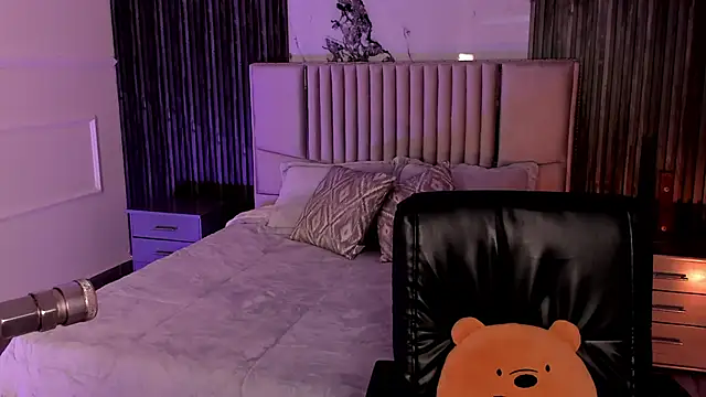 Lillyortiz online show from 02/16/26, 07:45