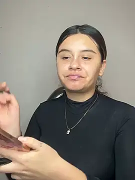 SaraBraun  online show from 04/23/26, 05:47