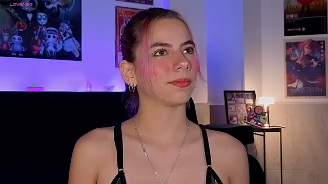 ArtemisaBlake online show from 12/05/25, 04:00