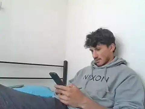 xxx-999 online show from 03/17/25, 04:22