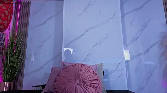 Chlooee   online show from 03/20/26, 02:23