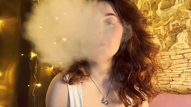 Snapshot of LaurenRossss chatting on 02/20/25, 11:10 LaurenRossss online show from 02/20/25, 11:10