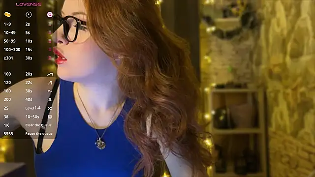 Snapshot of LaurenRossss chatting on 01/16/25, 11:06 LaurenRossss online show from 01/16/25, 11:06