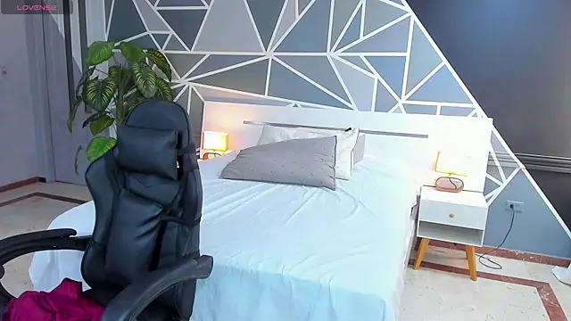 Lucifer shadow online show from 02/27/25, 02:43