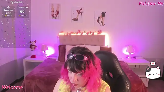 lady noize online show from 12/16/25, 07:51