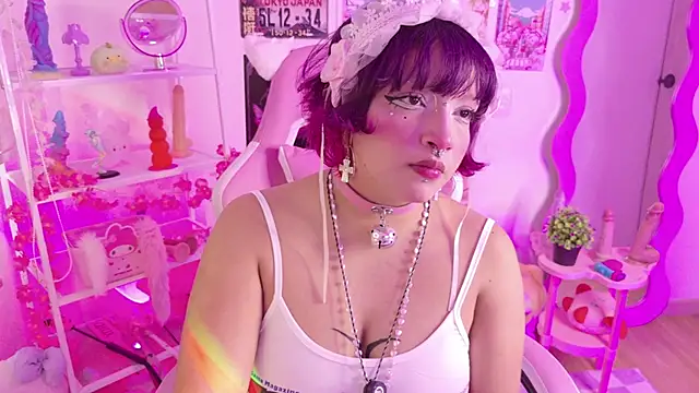 Snapshot of lady_noize chatting on 06/02/26, 10:21 lady noize online show from 06/02/26, 10:21