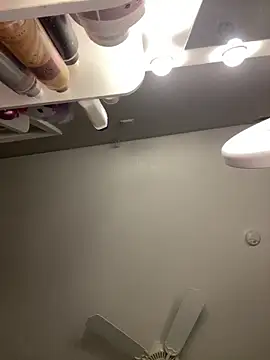 Snapshot of Sexyteengabi chatting on 04/10/26, 05:14 Sexyteengabi online show from 04/10/26, 05:14