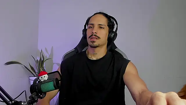 Lukeetaylor online show from 06/02/26, 01:44