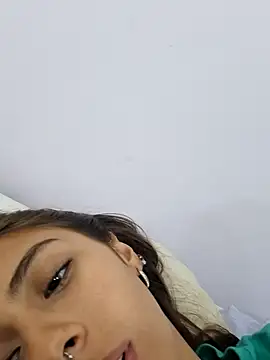 Jazmin-Cerezita online show from 02/01/25, 01:30