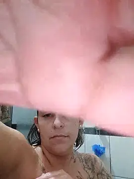 Snapshot of baixinhaloira chatting on 01/08/25, 02:14 baixinhaloira online show from 01/08/25, 02:14