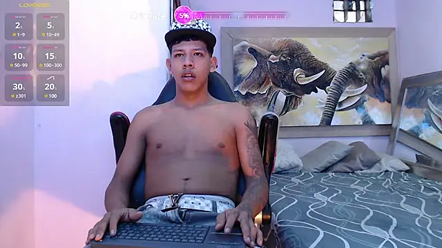 Snapshot of mr_stiven_ chatting on 03/15/25, 02:35 mr stiven  online show from 03/15/25, 02:35