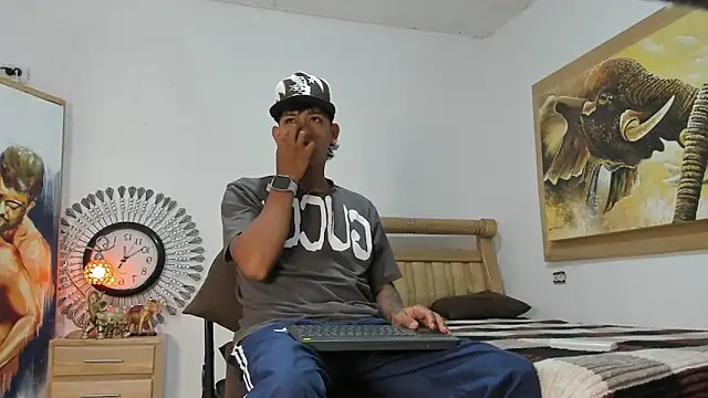 mr stiven  online show from 04/16/26, 03:29