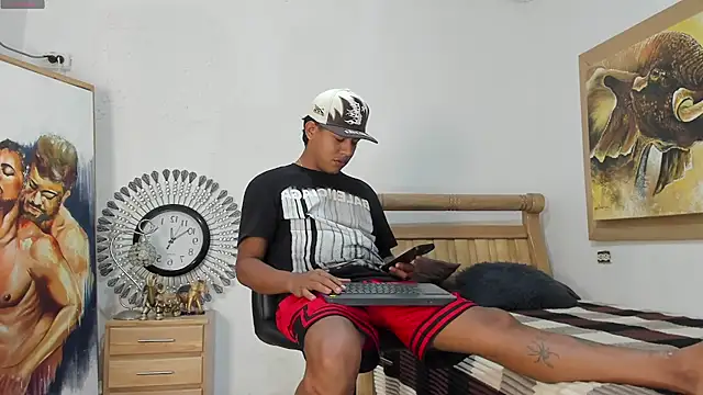 mr stiven  online show from 05/15/26, 06:22