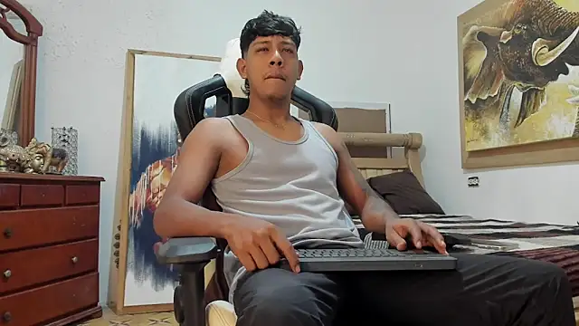 mr stiven  online show from 03/11/26, 07:52