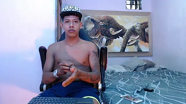 Snapshot of mr_stiven_ chatting on 03/06/25, 06:41 mr stiven  online show from 03/06/25, 06:41