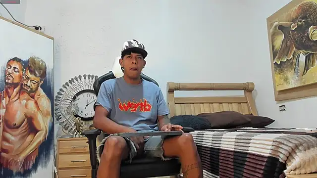 mr stiven  online show from 05/17/26, 05:24