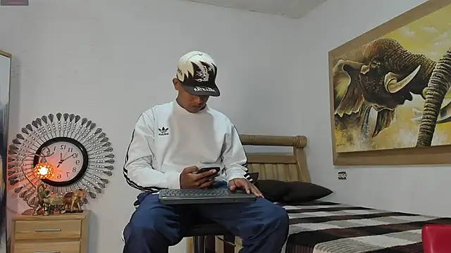 mr stiven  online show from 05/02/26, 03:01