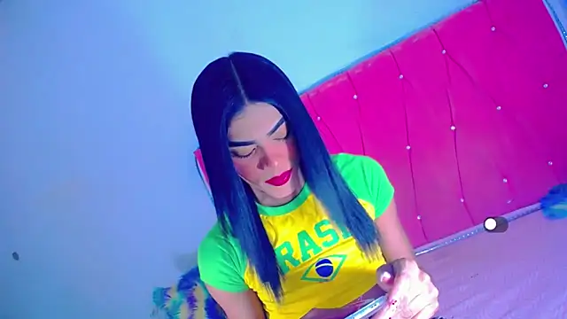 Theylor Rouse online show from 10/26/25, 08:37