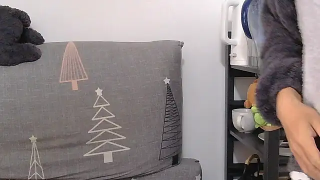 866532 online show from 12/19/25, 01:31