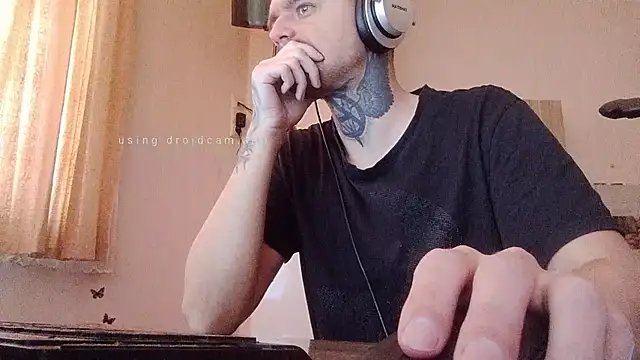 HappyZebra13 online show from 03/07/25, 08:34