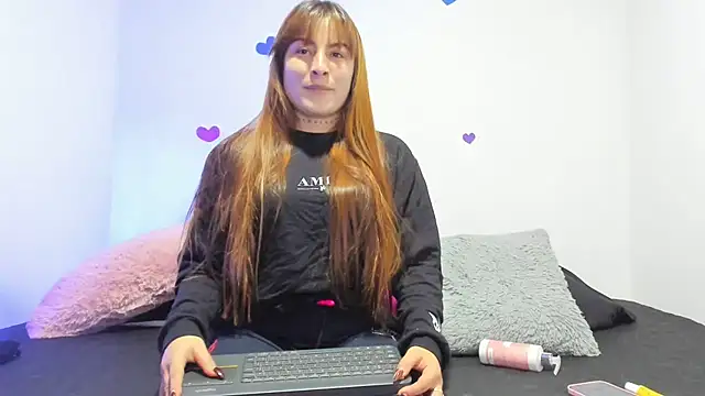 Liah ferrer online show from 10/20/25, 05:09