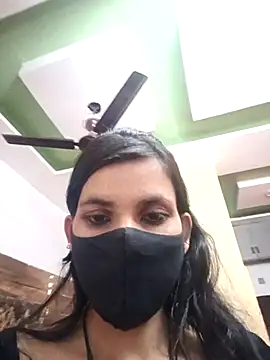 Snapshot of Aafreen_36 chatting on 02/15/25, 03:20 Aafreen 36 online show from 02/15/25, 03:20