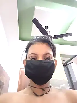 Aafreen 36 online show from 04/01/26, 02:24