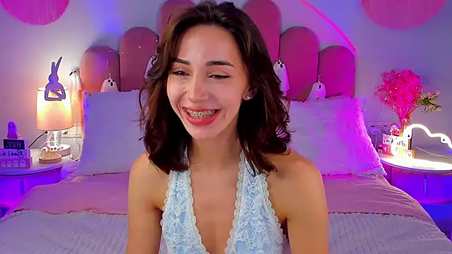 ElsaYoung online show from 11/01/25, 08:25