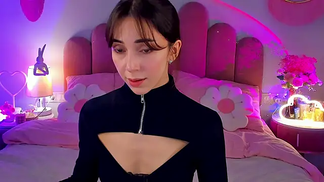 ElsaYoung online show from 11/29/25, 10:21