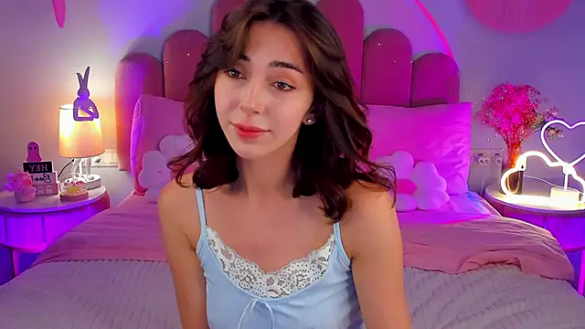 ElsaYoung online show from 11/06/25, 08:24