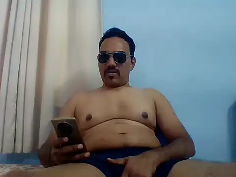 farhaanmacho online show from 12/17/25, 05:56