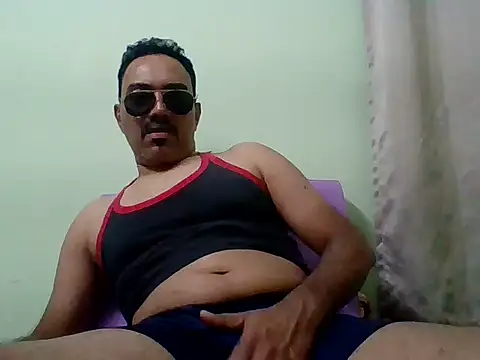 farhaanmacho online show from 11/25/25, 03:34