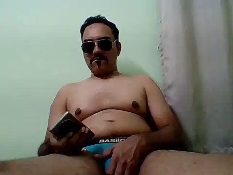 farhaanmacho online show from 11/07/25, 04:22