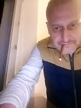 Husoban online show from 12/15/25, 05:41