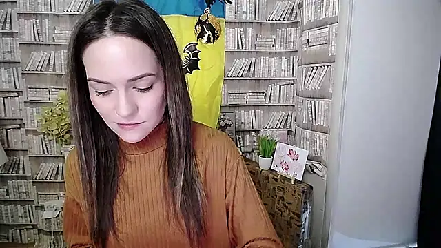 Snapshot of Lina_Star_S chatting on 10/16/25, 07:27 Lina Star S online show from 10/16/25, 07:27