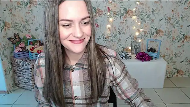 Snapshot of Lina_Star_S chatting on 02/18/25, 06:48 Lina Star S online show from 02/18/25, 06:48