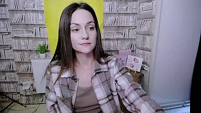 Snapshot of Lina_Star_S chatting on 09/29/25, 06:31 Lina Star S online show from 09/29/25, 06:31
