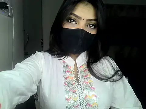 ishi Beauty online show from 12/03/25, 04:13