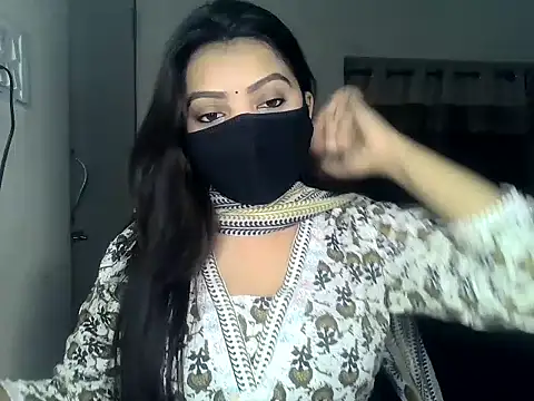 Snapshot of ishi_Beauty chatting on 03/01/26, 08:14 ishi Beauty online show from 03/01/26, 08:14