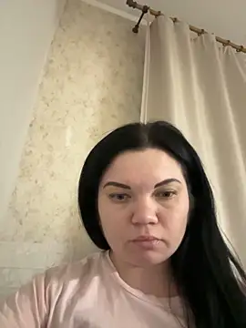 Diane Briggs online show from 12/13/24, 03:21