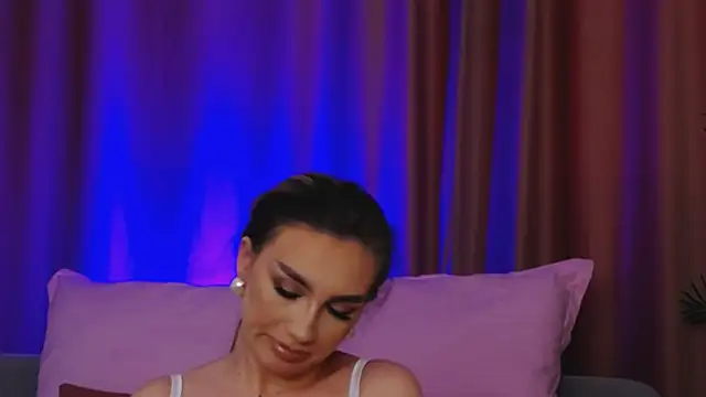 FelyJolie online show from 03/05/25, 08:32