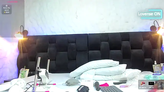 Camila  Gomez online show from 11/27/25, 12:38