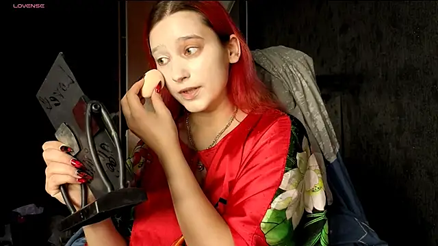 Snapshot of RachelPirce chatting on 11/19/25, 10:26 RachelPirce online show from 11/19/25, 10:26